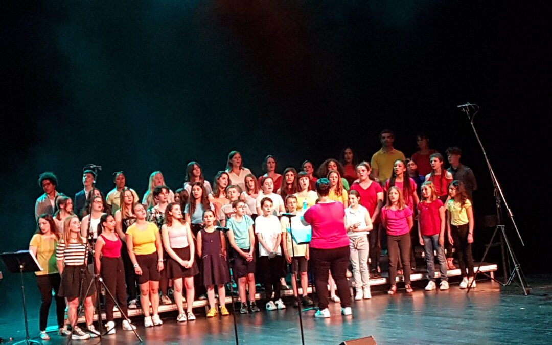 Magnifique spectacle de chant choral et de théâtre lundi 5 juin à Montaigu